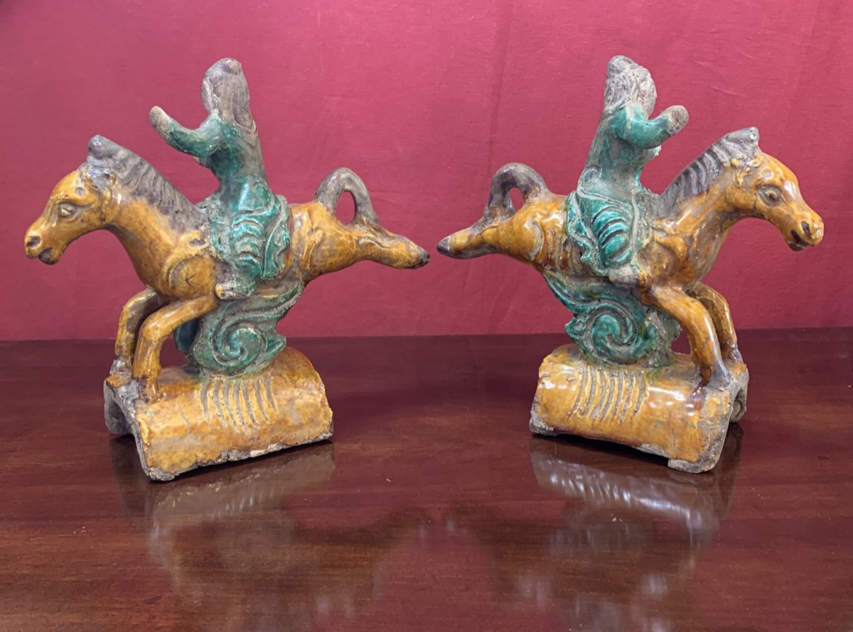 Paire de tuiles faîtières, époque Ming -photo-1