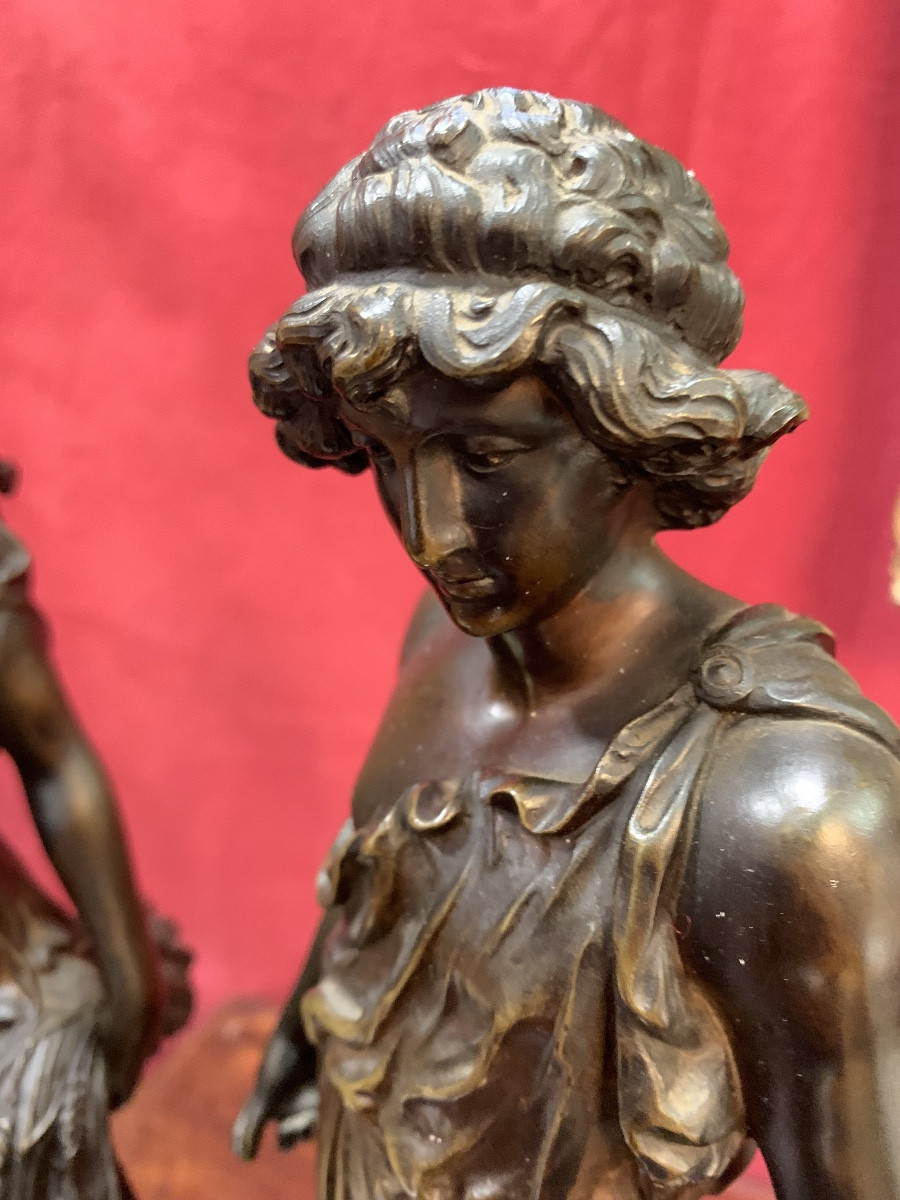 Paire de sujets en bronze par Denise Delavigne-photo-3