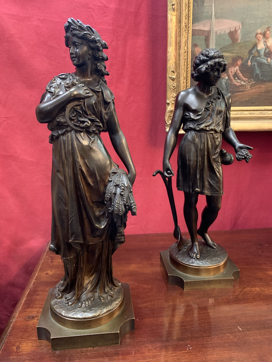 Paire de sujets en bronze par Denise Delavigne-photo-3