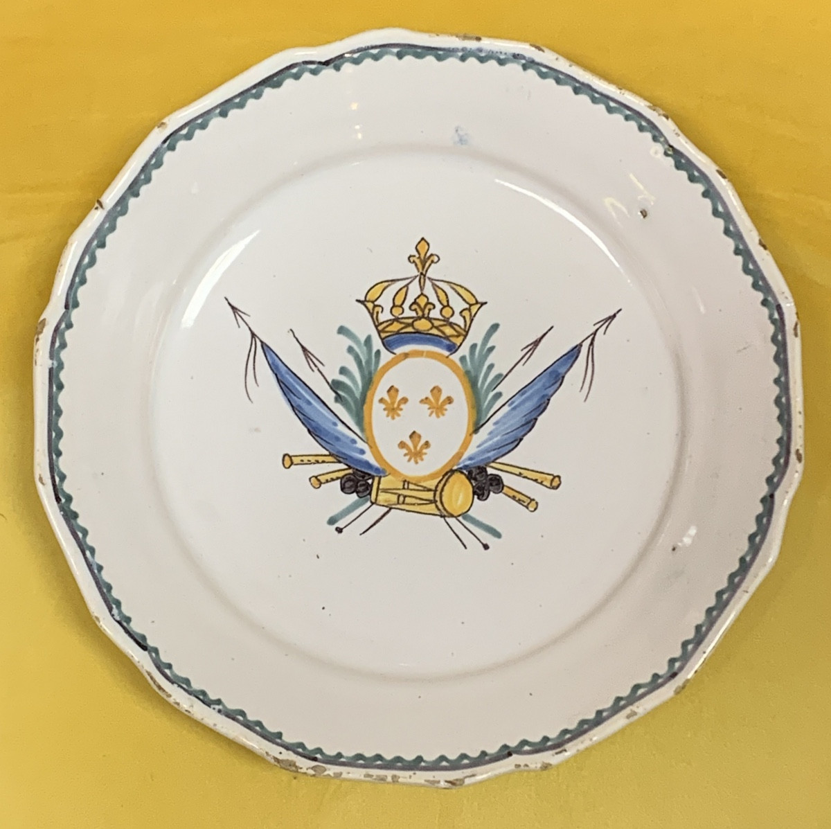 Assiette Royaliste 