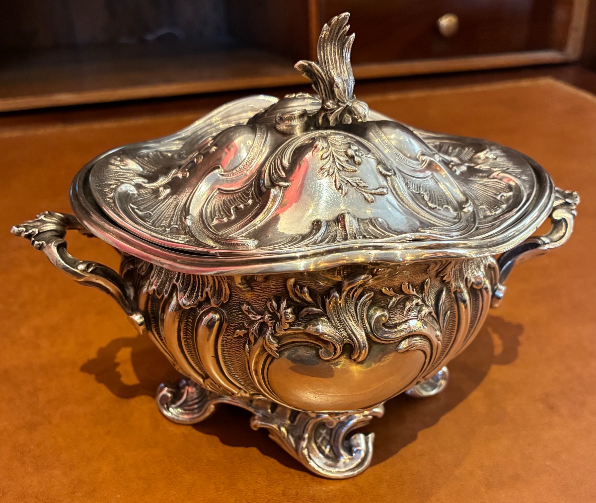 Solid Silver Rocaille Sugar Bowl -photo-3