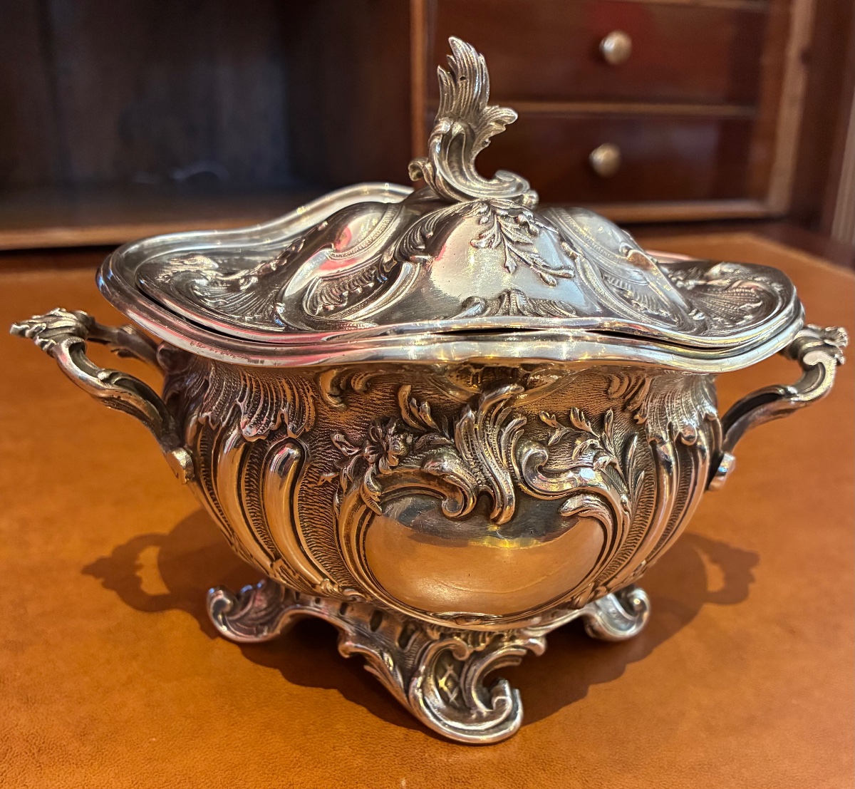 Solid Silver Rocaille Sugar Bowl -photo-4