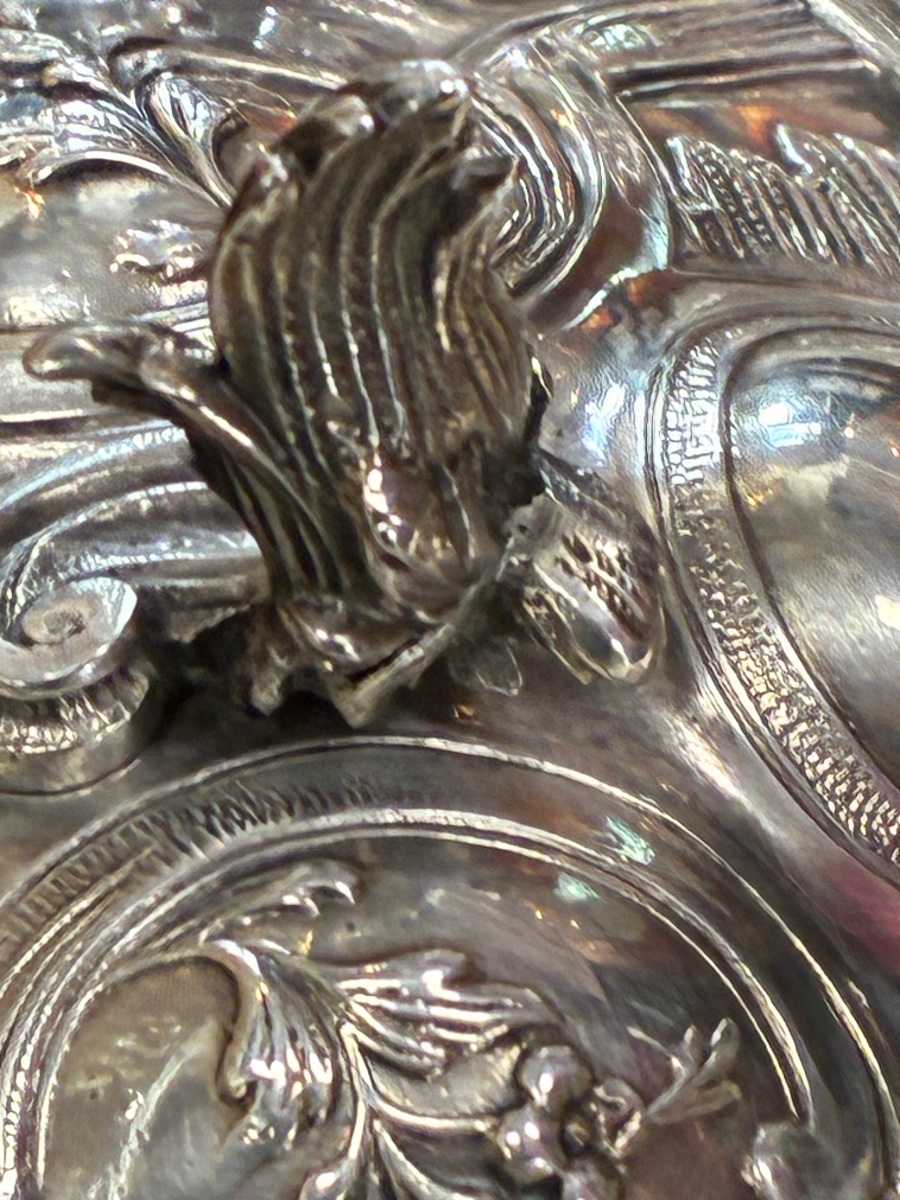 Solid Silver Rocaille Sugar Bowl -photo-4