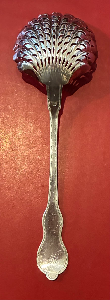 Solid Silver Shaker -photo-2