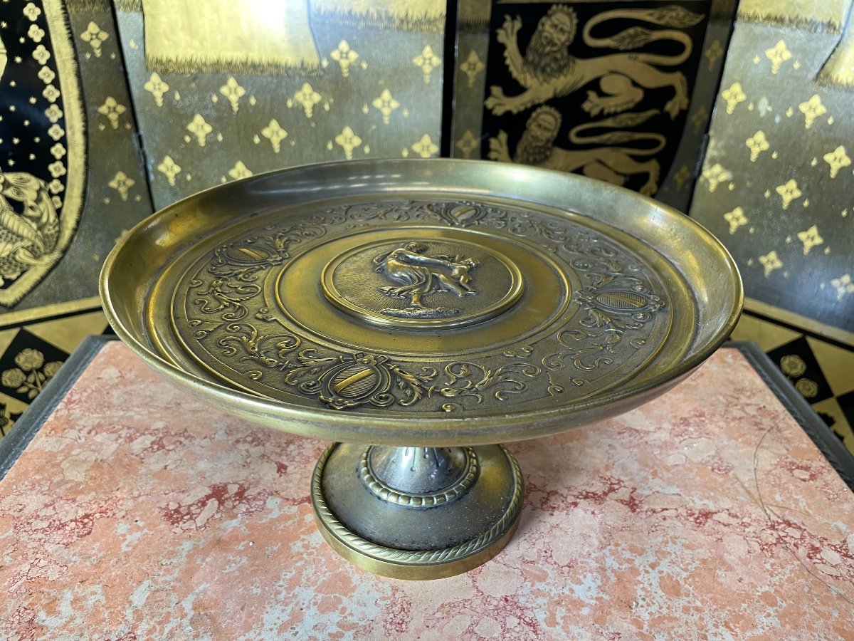 Coupe En Bronze Sur Piédouche 