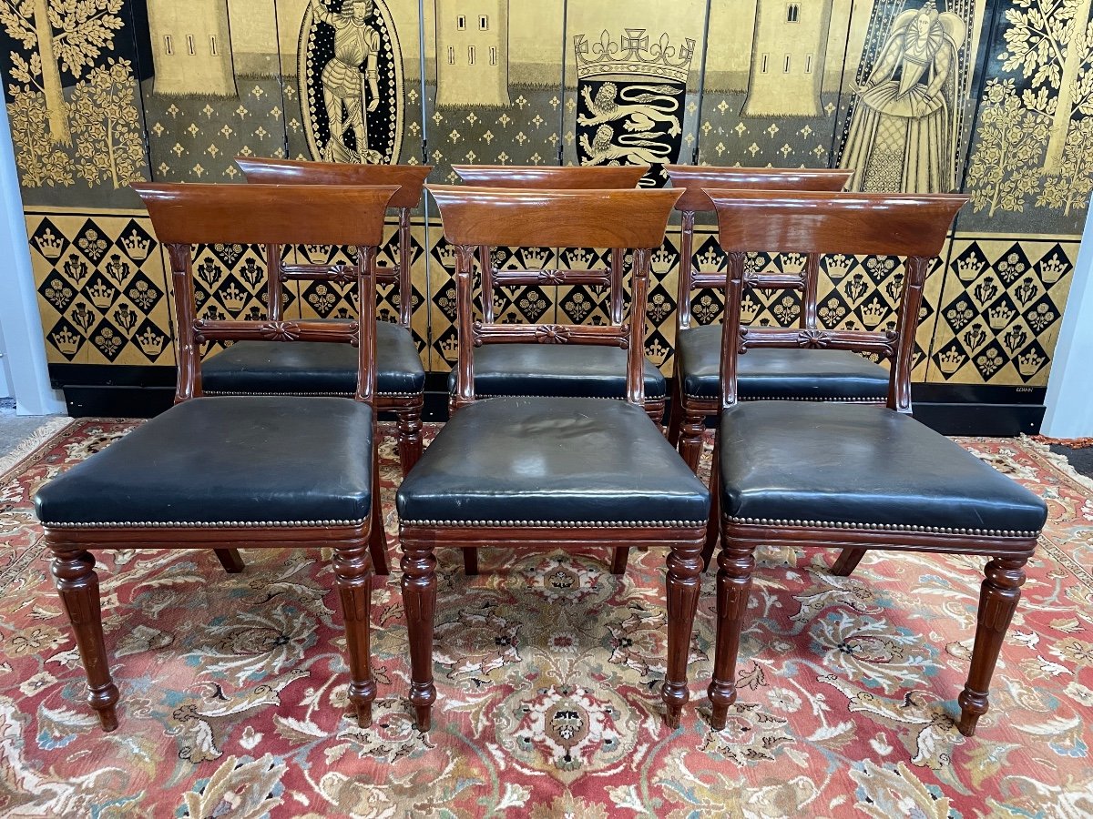 Suite De 6 Chaises Anglaises En Acajou Et Cuir 