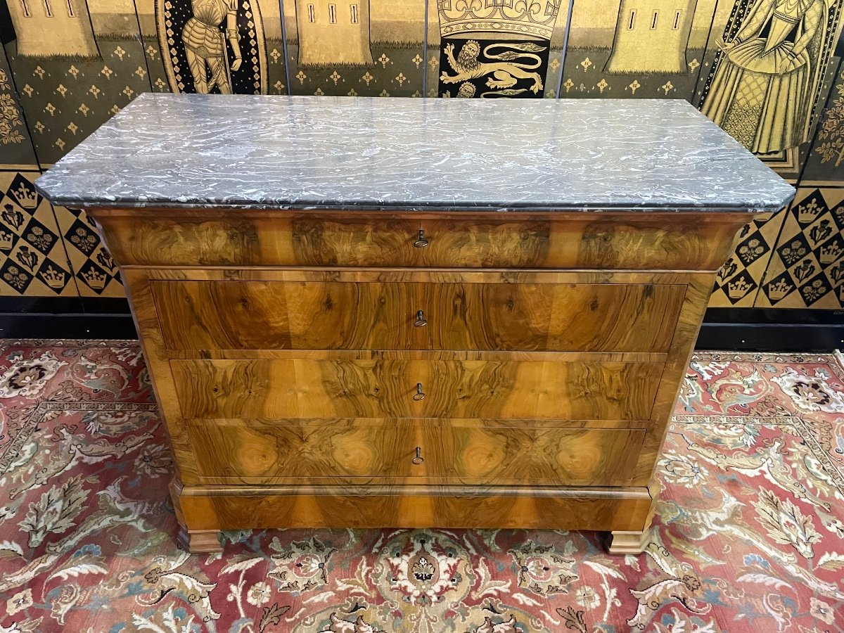 Louis Period Chest Of Drawers In Walnut-photo-2