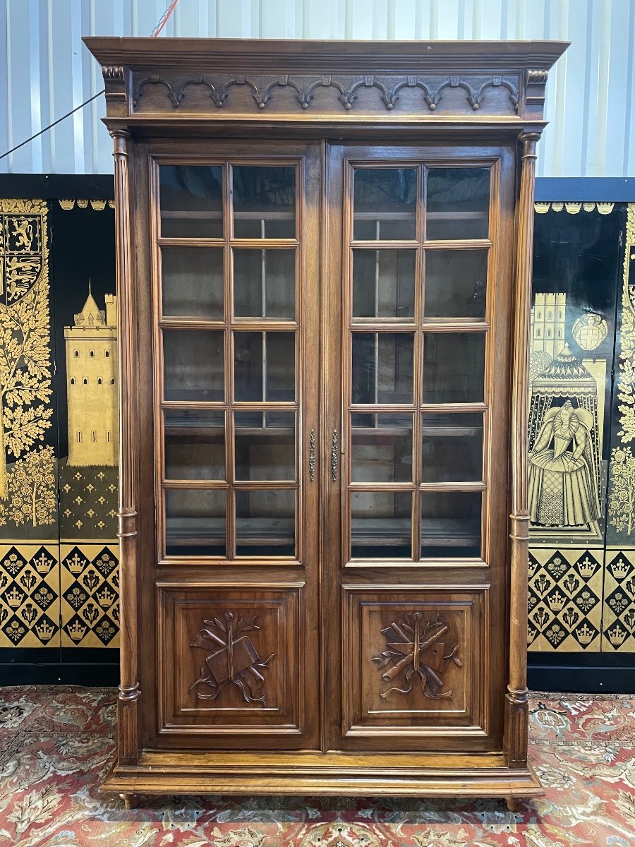 Wardrobe - Bookcase - Walnut Showcase Renaissance Style