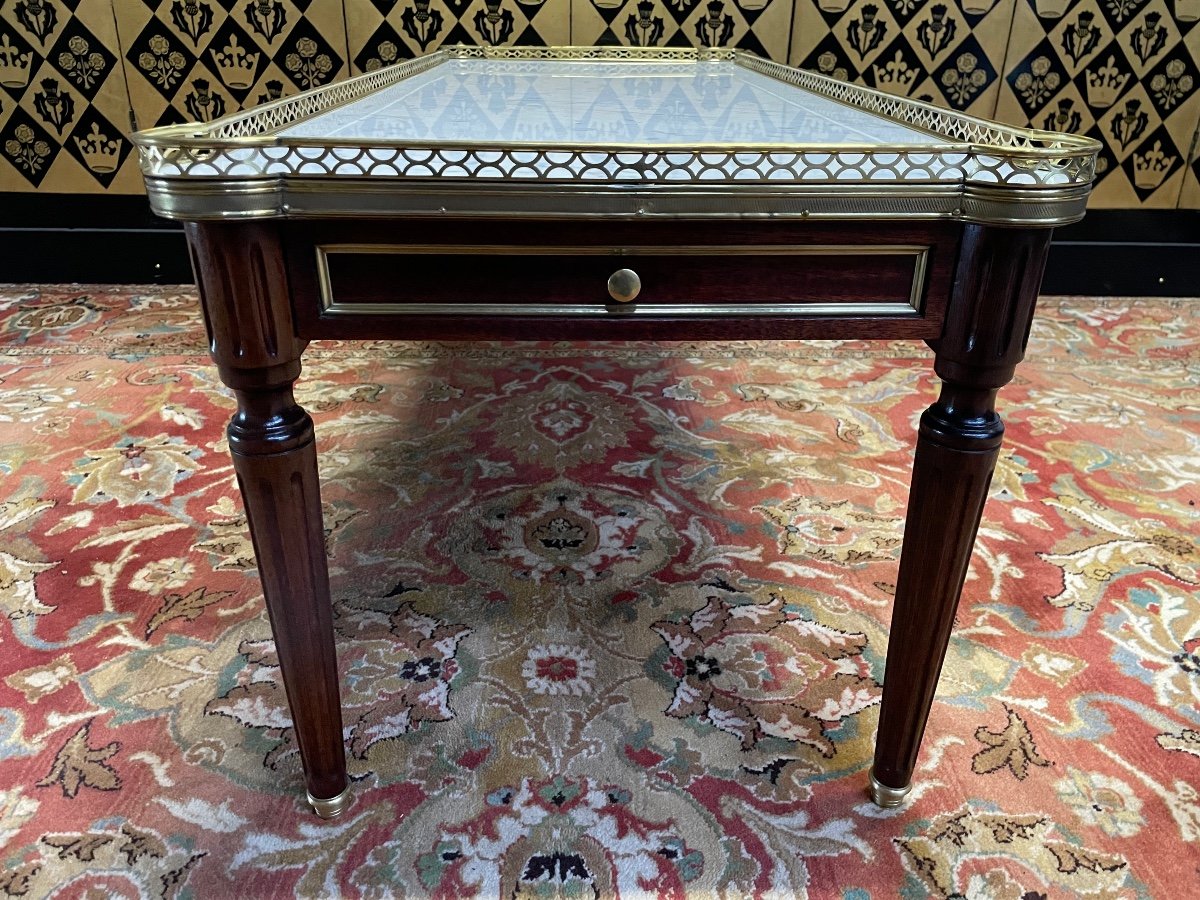 Louis XVI Style Coffee Table-photo-3