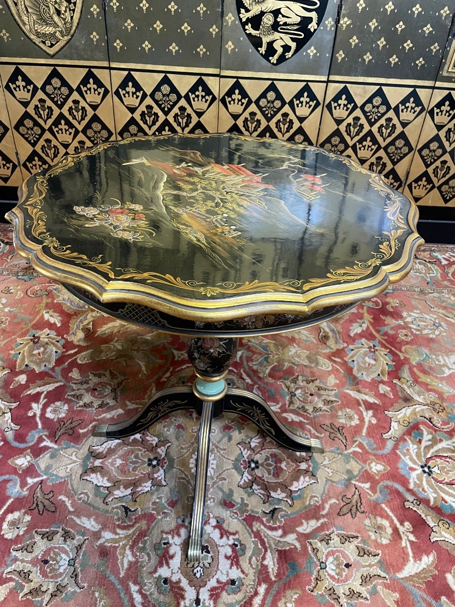 Chinese Lacquer Pedestal Table 