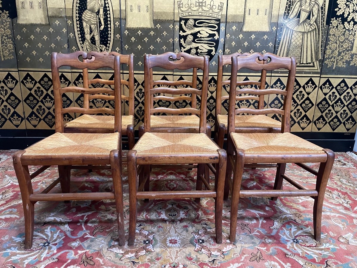 Suite Of 6 Rustic Straw Chairs 