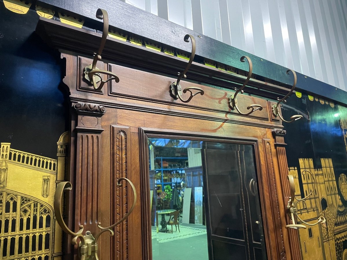 Napoleon III Walnut Cloakroom -photo-1