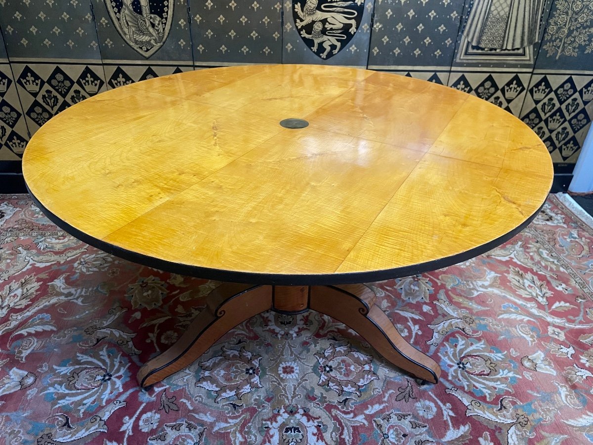 Tripod Pedestal Table - Charles X Round Dining Table 