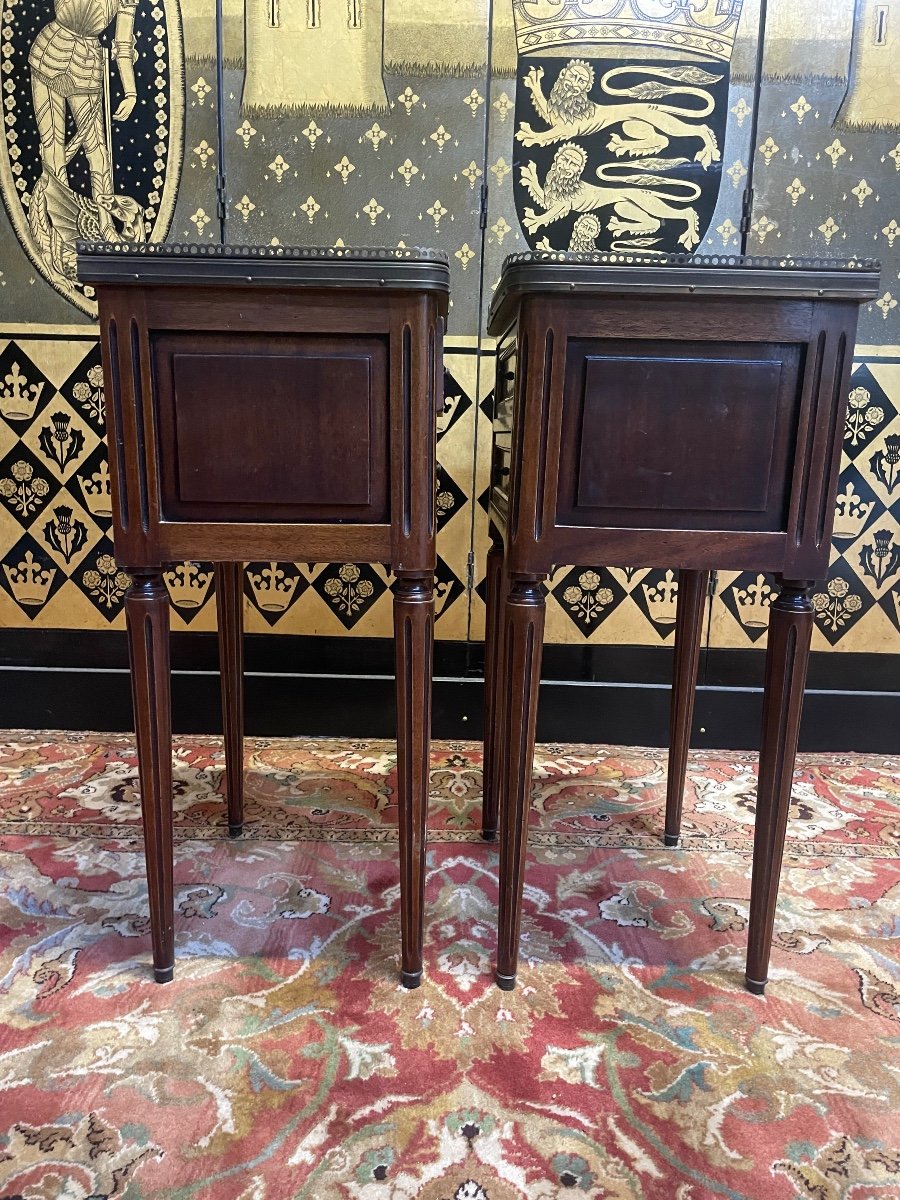Pair Of Louis XVI Style Bedside Tables-photo-1