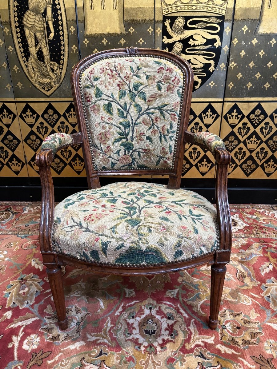 Fauteuil époque Louis XVI 