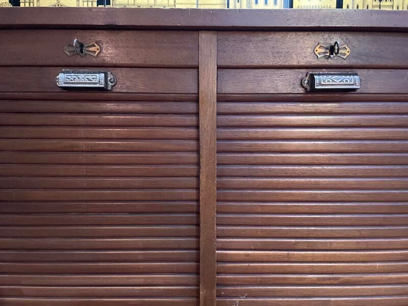 Notaries Curtained Filing Cabinet -photo-4