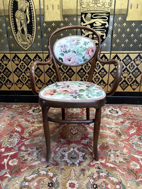 Fauteuil  de bureau par KOHN et non THONET No15