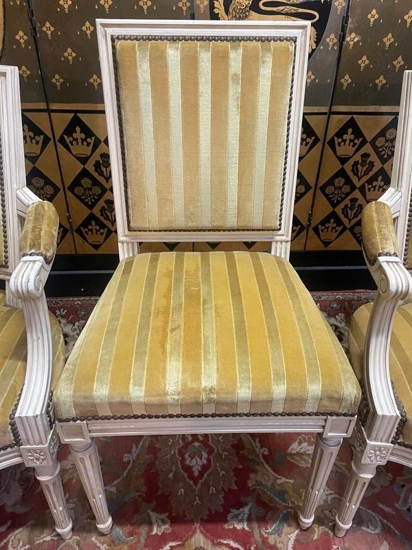 Paire De Fauteuils Cabriolets De Style Louis XVI Et Chaise Louis XVI-photo-2