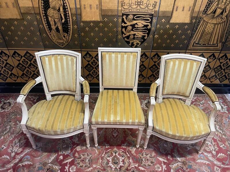 Paire De Fauteuils Cabriolets De Style Louis XVI Et Chaise Louis XVI-photo-4