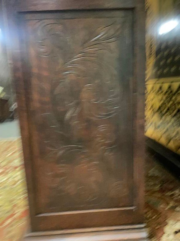 Renaissance Style Two-body Buffet In Carved Solid Oak-photo-3