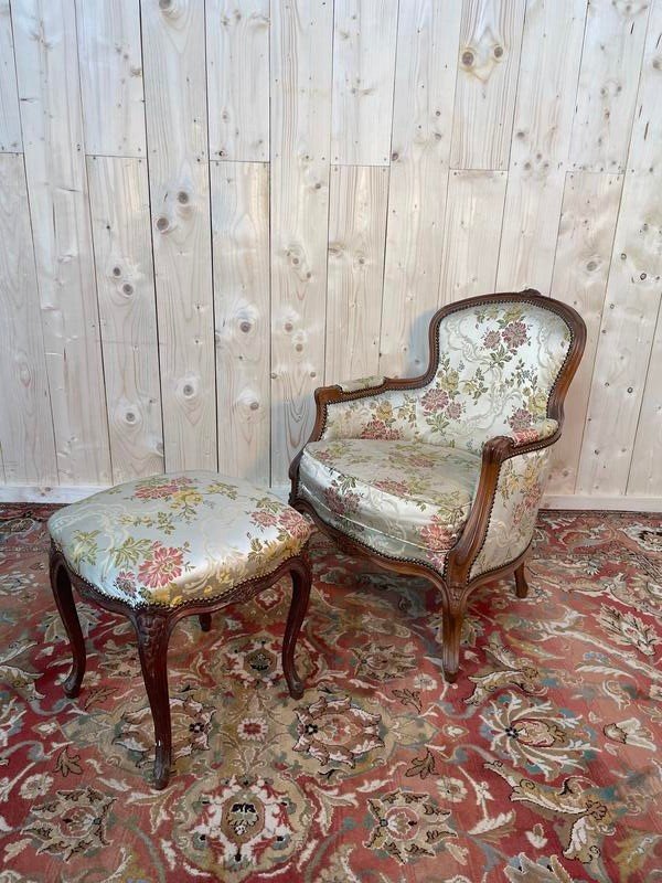 Bergère Style Louis XV Et Repose Pied 