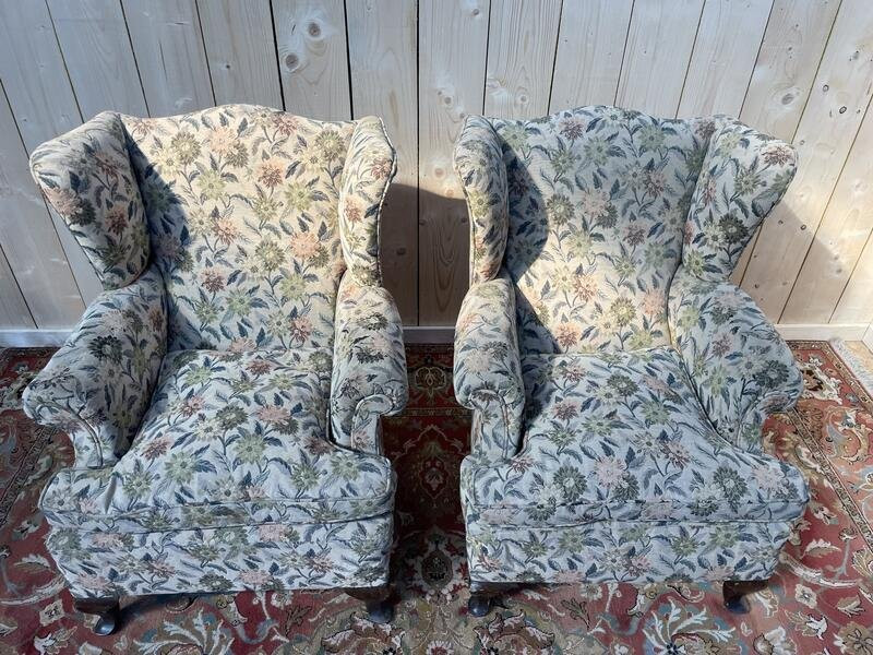 Pair Of Bergere / English Wingback Armchairs -photo-1