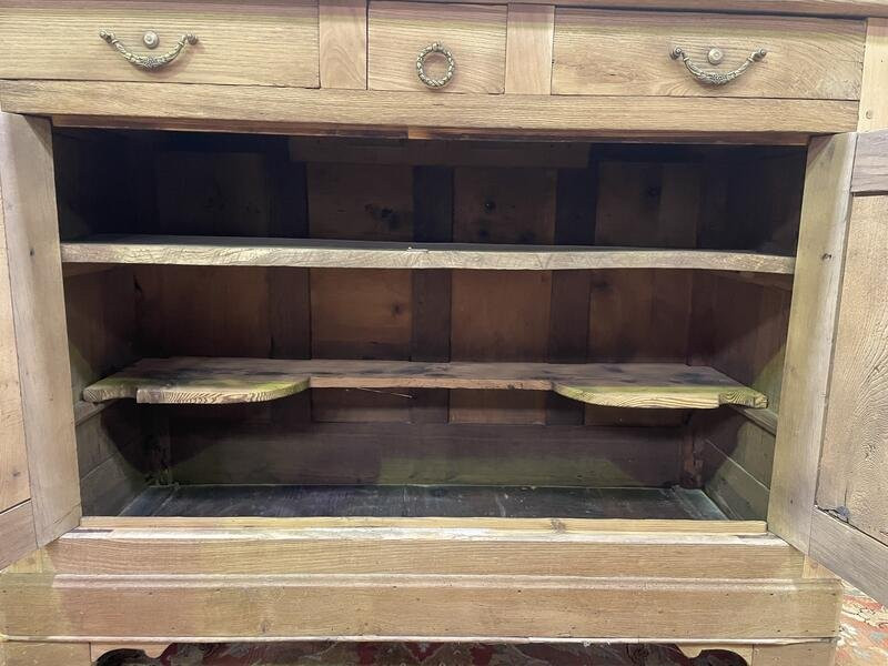 Louis Philippe Period Sideboard In Aero-gum Oak-photo-3