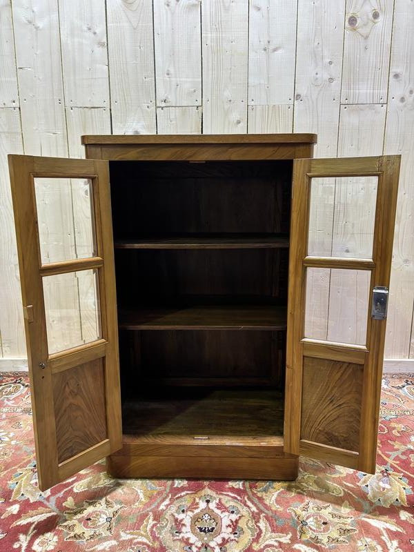 Small Art Deco Display Cabinet In Walnut And Veneer -photo-2