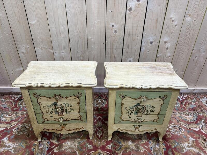 Paire de chevets en bois peint de style Louis XV-photo-3