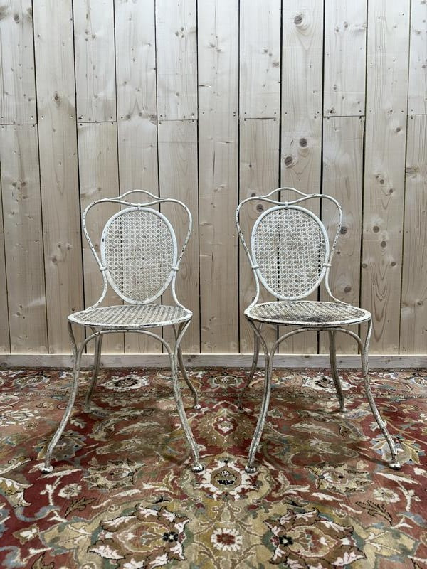 Paire de chaises de jardin en fer forgé "Tête à tête"
