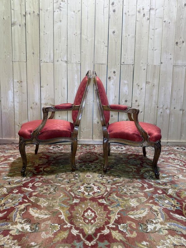 Paire de fauteuils cabriolets de style Louis XV soie Rouge -photo-2