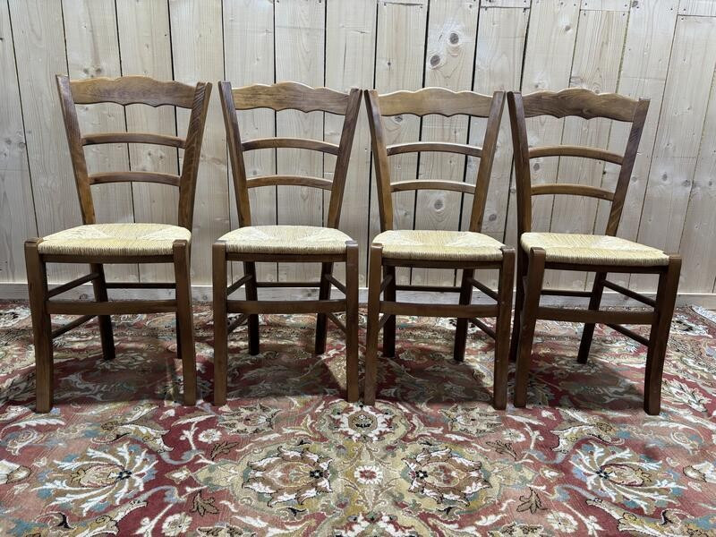 Set Of 4 Straw Chairs 