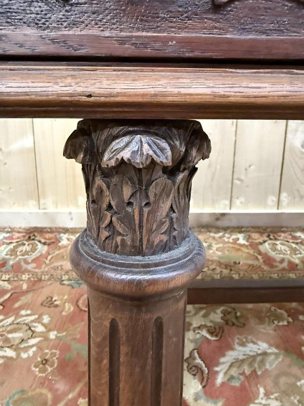Bureau plat en chêne massif de style Renaissance -photo-4
