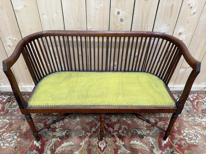 Office Bench - English Entrance -photo-2
