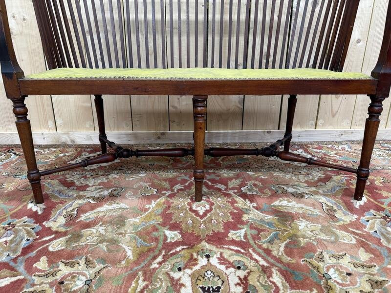 Office Bench - English Entrance -photo-3