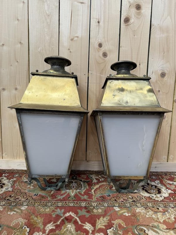 Paire de lampadaires - lanternes d'extérieur en laiton 