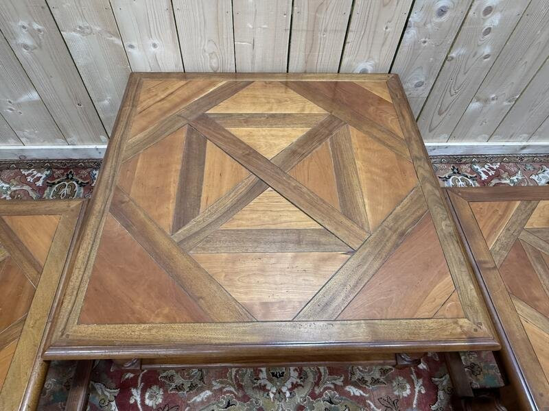 Table basse et bouts de canapés de style Louis XIII en parquet -photo-3