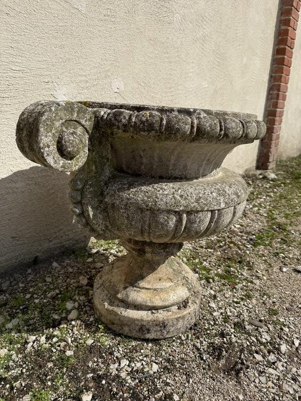 Pair Of Medici Stone Basins - Planters -photo-4