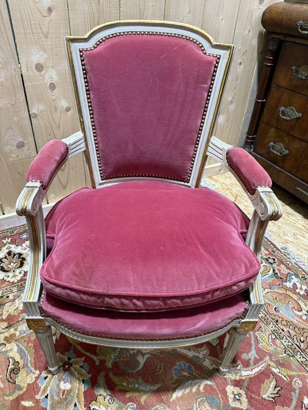 Paire de fauteuils et bergère et style Louis XVI-photo-3