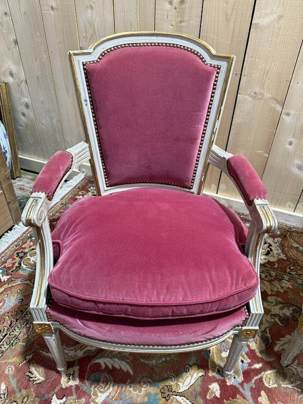 Paire de fauteuils et bergère et style Louis XVI-photo-4