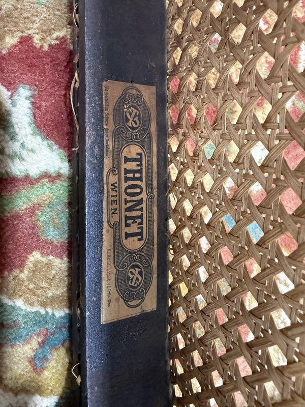 Suite de 6 chaises bistrot Thonet en cannage restaurées -photo-3