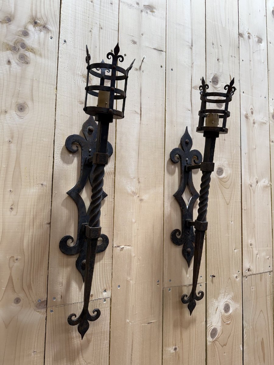 Paire d'appliques en fer forgé de style Médiévale-photo-4