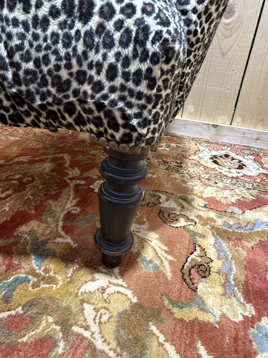 Fauteuil crapaud Napoléon III en velours léopard-photo-3