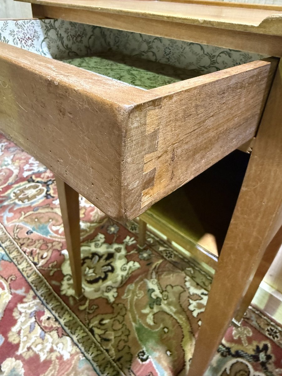 Paire de tables de chevets à niches de style Louis XVI en merisier-photo-3