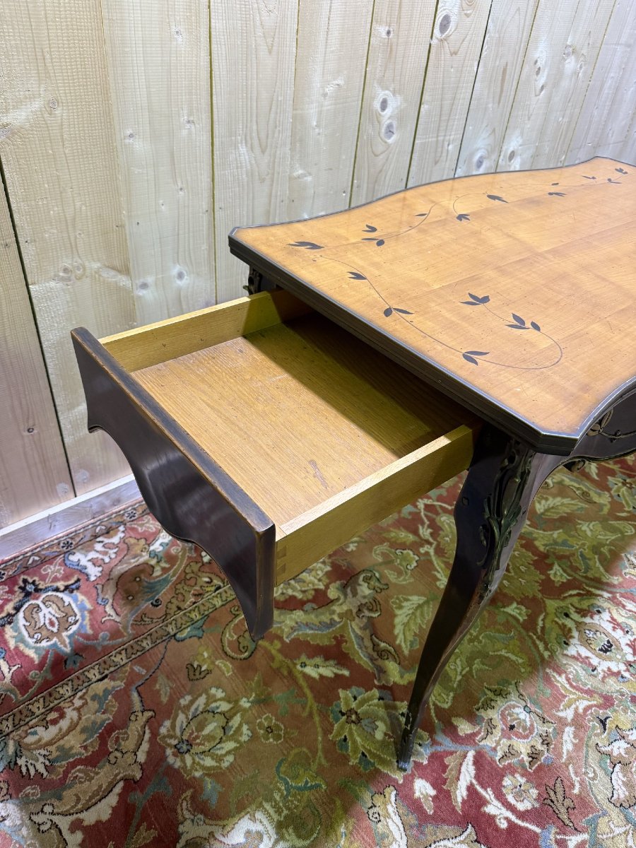 Table console de style Louis XV en bois noirci.-photo-2