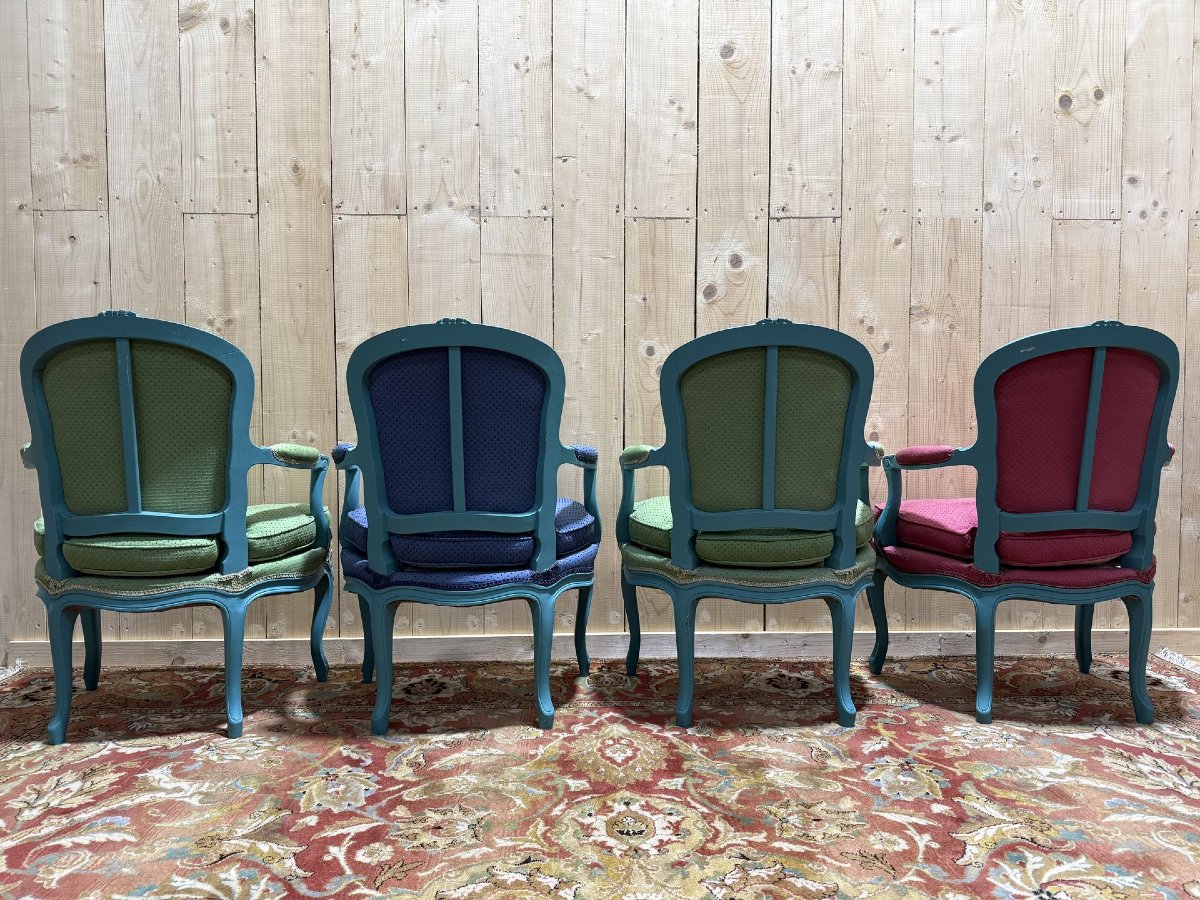 Suite de 4 fauteuils cabriolets de style Louis XV-photo-3