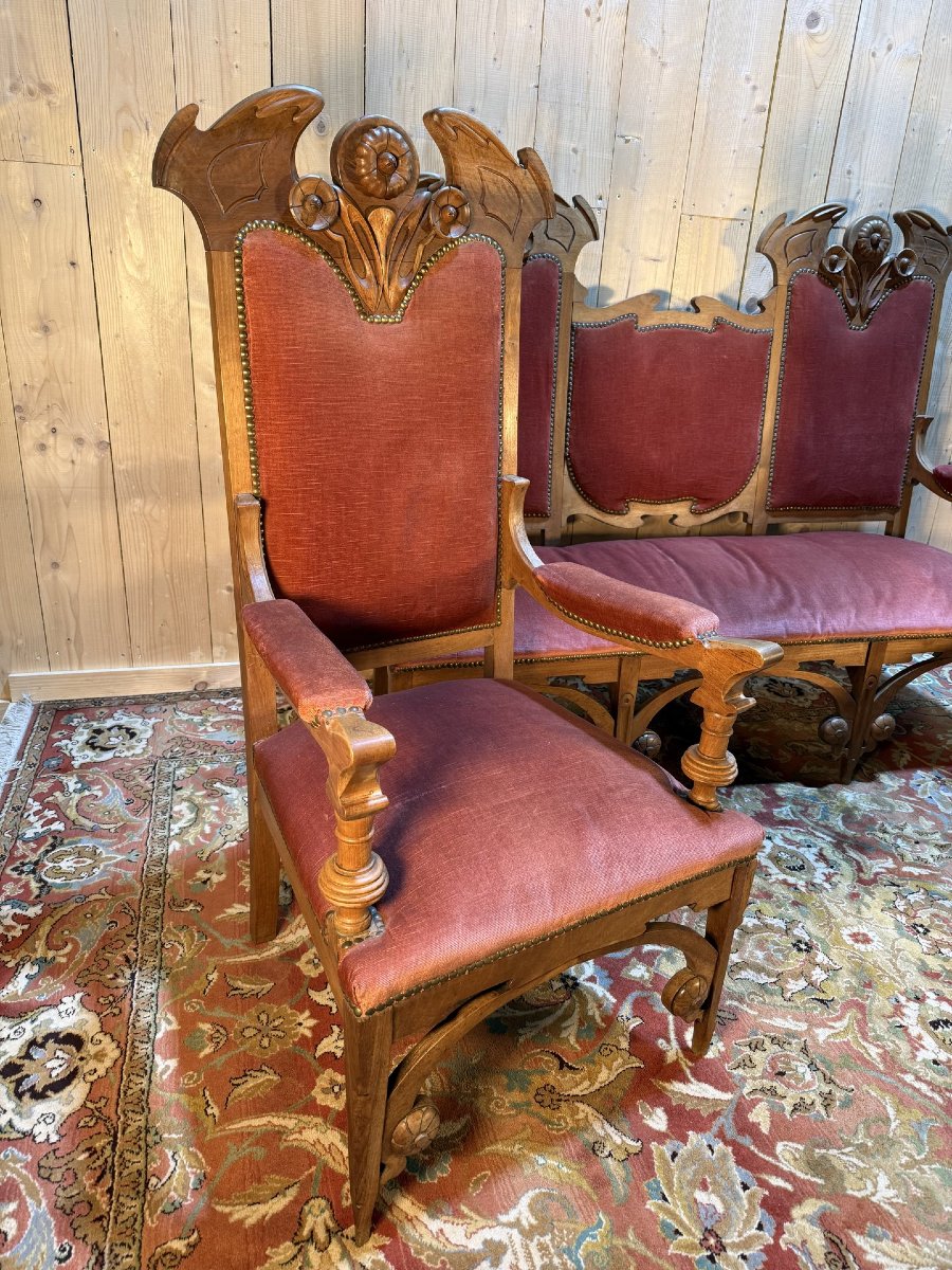 Art Nouveau Style Living Room, Neo-gothic Style, With A Sofa And A Pair Of Walnut Armchairs-photo-2