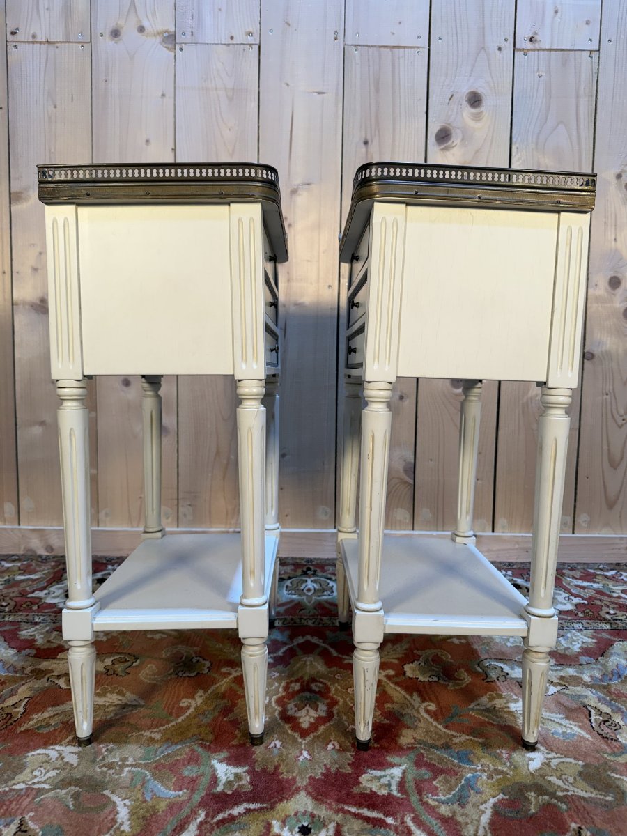 Pair Of Louis XVI Style Bedside Tables Painted White-photo-2