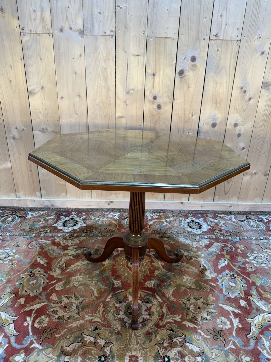 Tripod Pedestal Table With Carved Top-photo-4