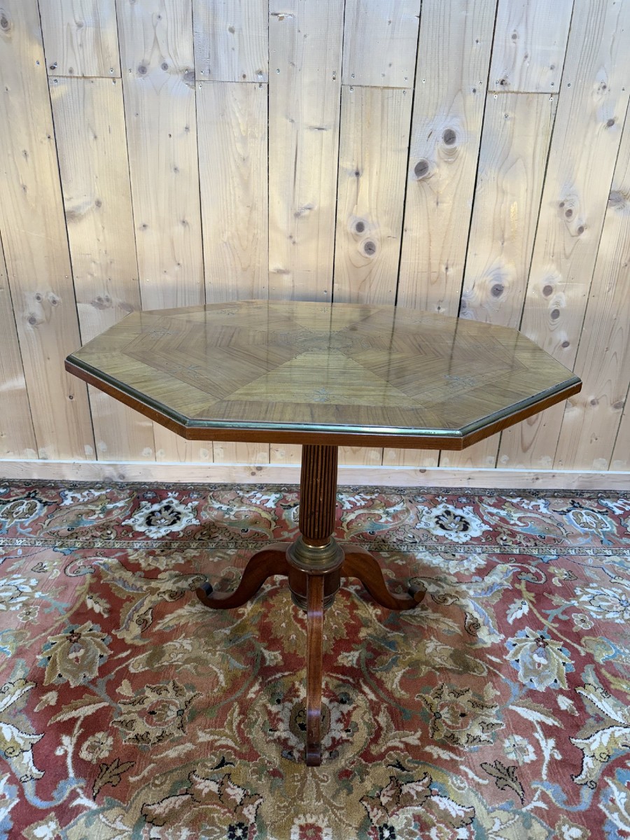 Tripod Pedestal Table With Carved Top